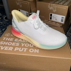 NEW ✨ step-in KIZIK shoes Athens // limited edition PRIDE